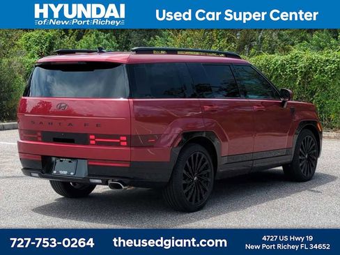 Used 2025 Hyundai Santa Fe Calligraphy FWD image 5
