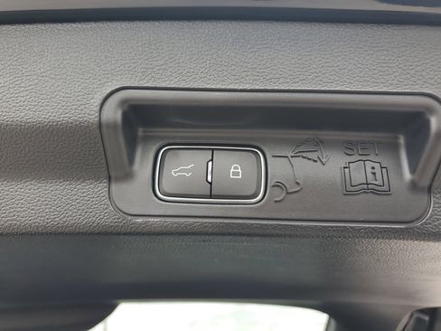 Used 2023 Ford Explorer XLT w/ Equipment Group 202A image 17