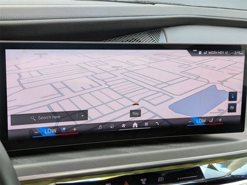 Used 2023 BMW i7 xDrive60 image 28