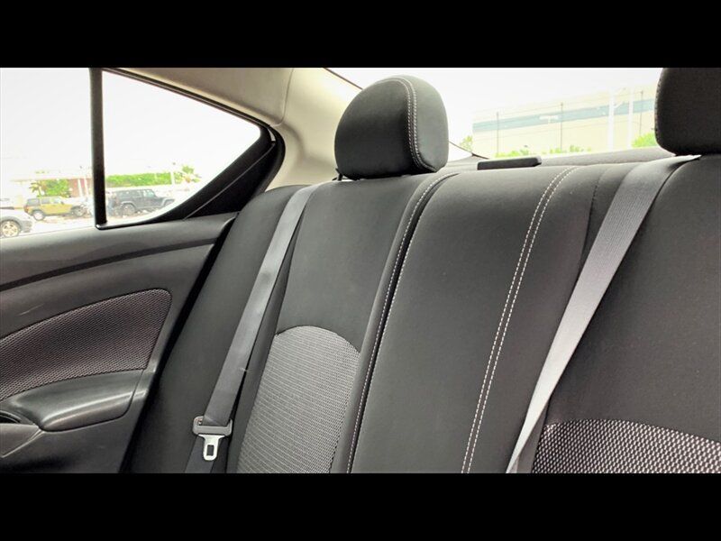 Used 2017 Nissan Versa SV FWD image 11