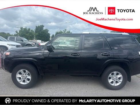 Used 2014 Toyota 4Runner SR5 w/ Convenience Package AWD/4WD image 1