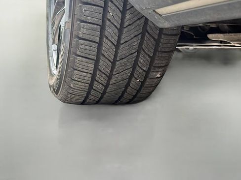 Used 2023 Cadillac Escalade ESV Sport Platinum AWD/4WD image 44