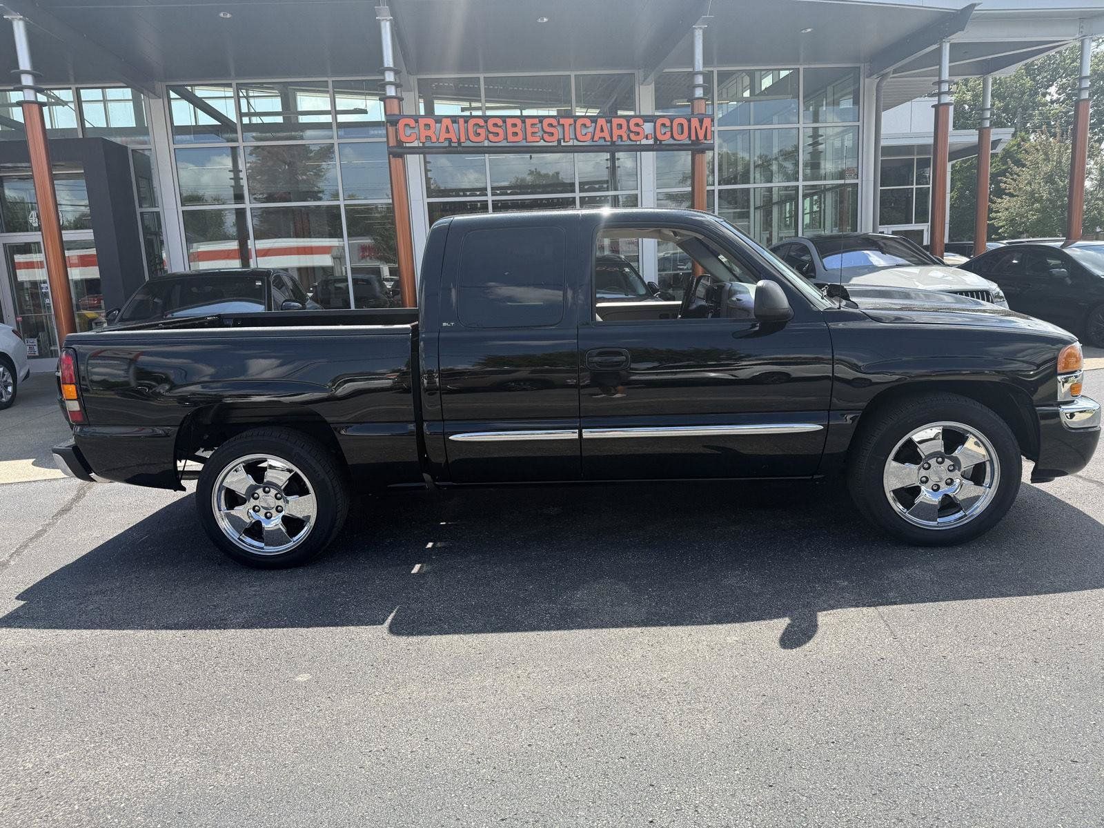 Used 2006 GMC Sierra 1500 SLT w/ Sierra Special Edition RWD image 8