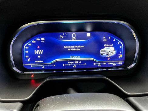 Used 2023 Chevrolet Suburban High Country w/ Premium Package 2 image 22