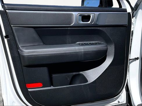 Used 2025 Hyundai Santa Fe XRT AWD/4WD image 23