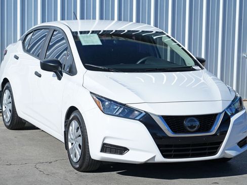 Used 2020 Nissan Versa S image 47