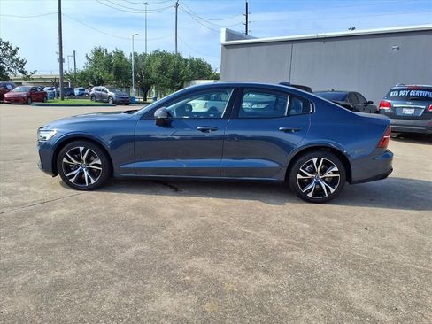 Used 2024 Volvo S60 B5 Core FWD image 5