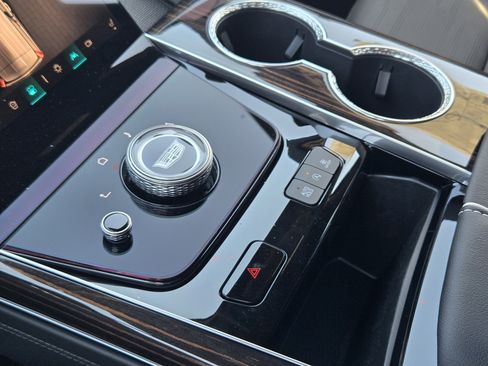 New 2026 Cadillac Escalade Luxury w/ Touring Package image 15