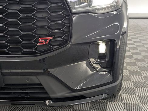 Used 2025 Ford Explorer ST image 19