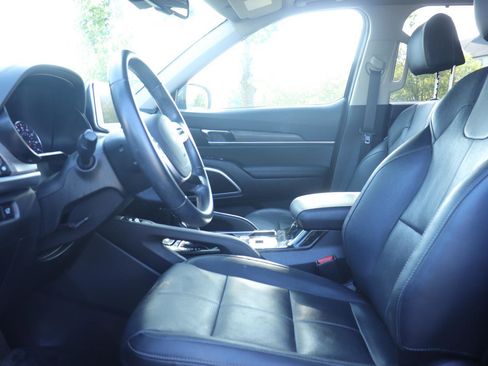Used 2022 Kia Telluride EX w/ EX Premium Package FWD image 10