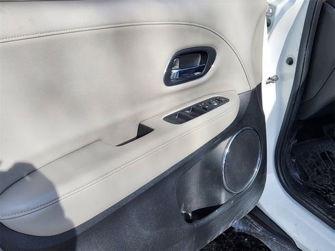 Used 2016 Honda HR-V EX-L image 13