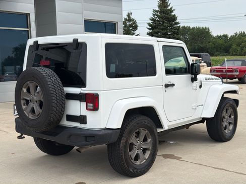 Used 2018 Jeep Wrangler Sport AWD/4WD image 8