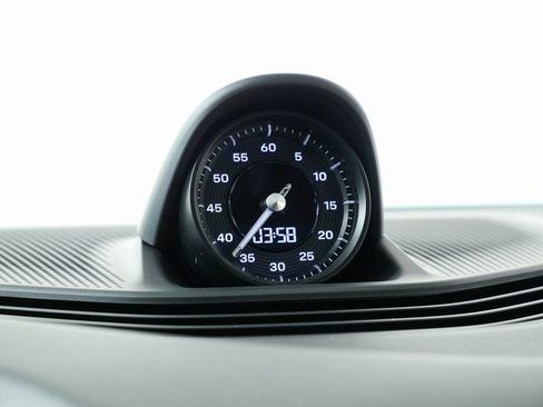 Certified 2023 Porsche Taycan GTS image 18