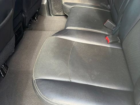 Used 2017 RAM 1500 Laramie AWD/4WD image 9
