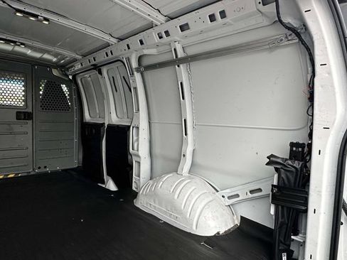 Used 2023 Chevrolet Express 2500 w/ Driver Convenience Package image 22