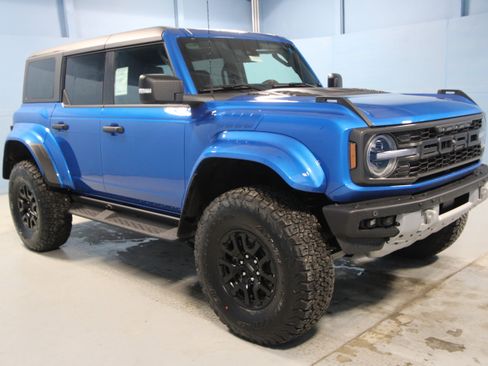 New 2026 Ford Bronco Raptor AWD/4WD image 1