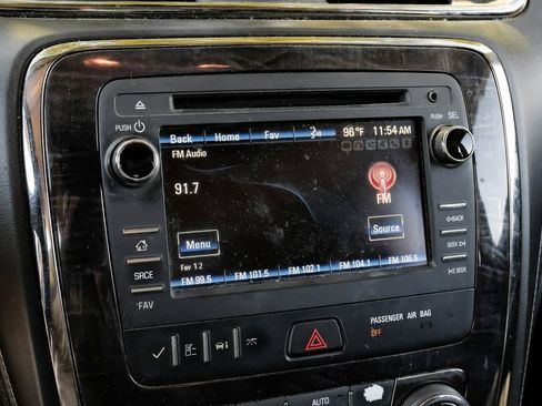 Used 2017 Buick Enclave Leather image 6