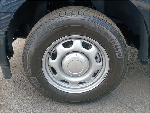 Used 2024 Ford F150 XL image 17