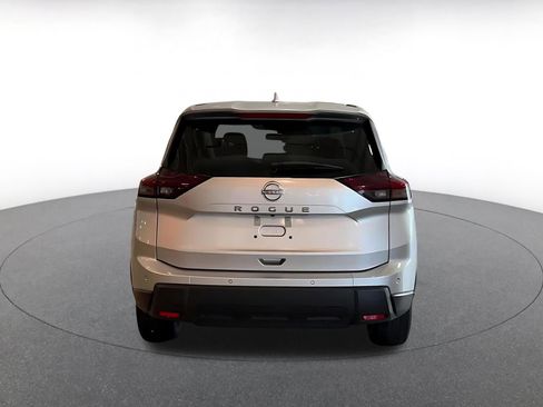 Used 2025 Nissan Rogue SV image 12