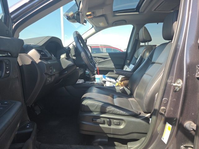Used 2020 Honda Pilot Touring image 6