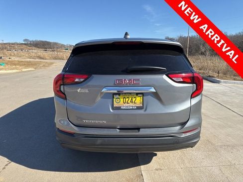 Used 2018 GMC Terrain SLE image 5