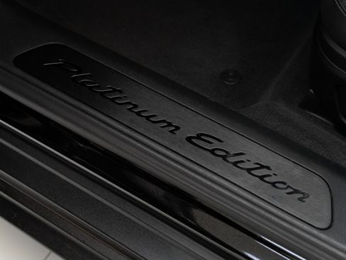 Used 2022 Porsche Panamera Platinum Edition image 14
