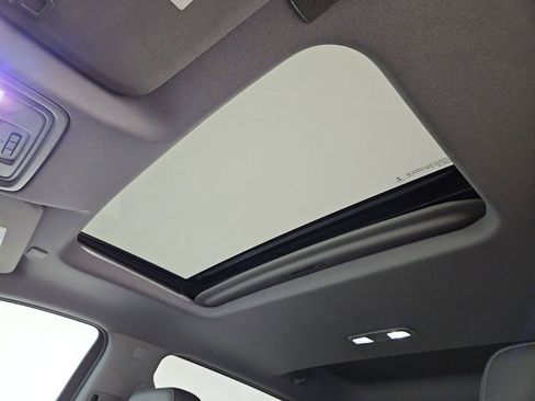 Used 2019 Chevrolet Silverado 1500 LTZ w/ LTZ Premium Package image 25