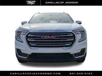 Used 2024 GMC Terrain SLT video 3
