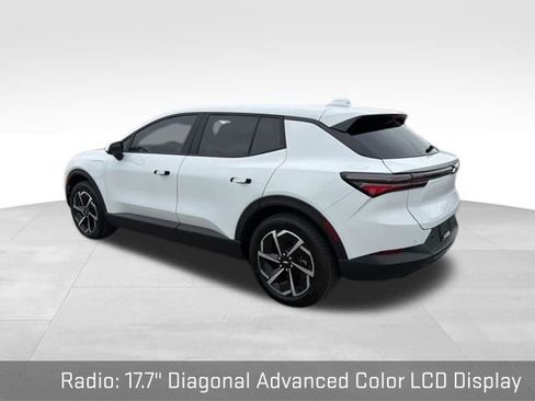 Used 2026 Chevrolet Equinox EV LT image 11