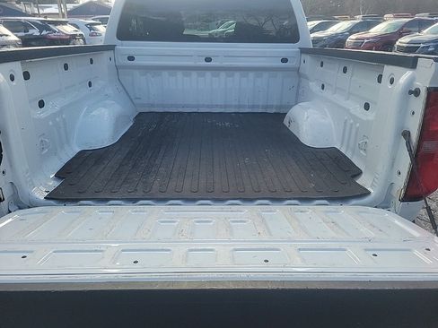 Used 2019 Chevrolet Colorado W/T w/ Custom Special Edition image 7