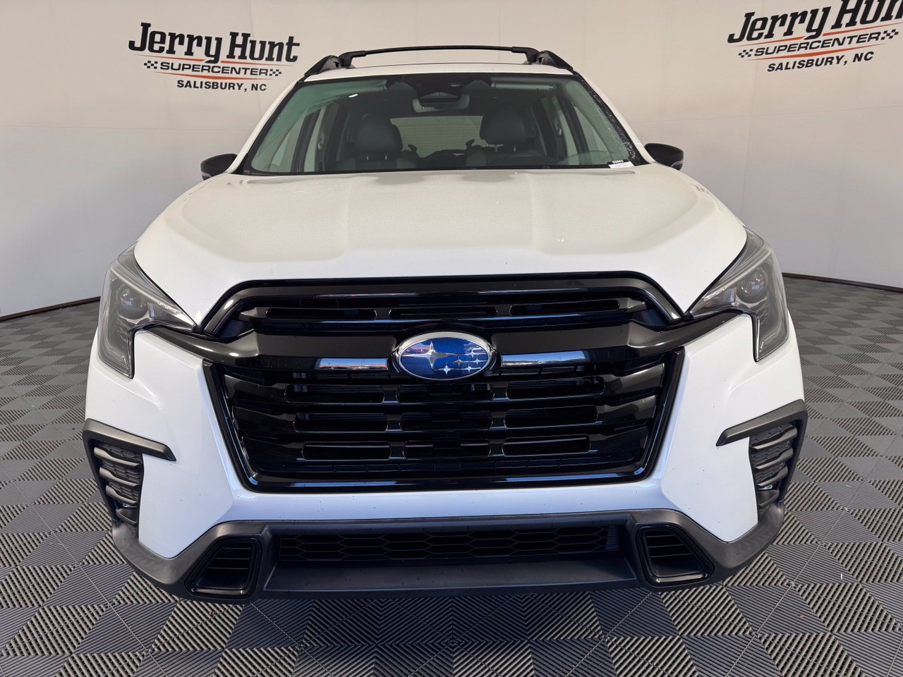 Used 2023 Subaru Ascent Onyx Edition AWD/4WD image 5