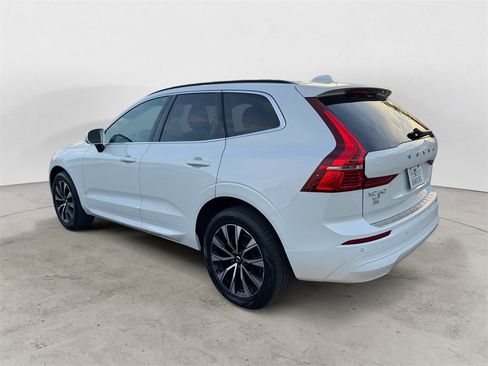 Certified 2023 Volvo XC60 B5 Core image 3