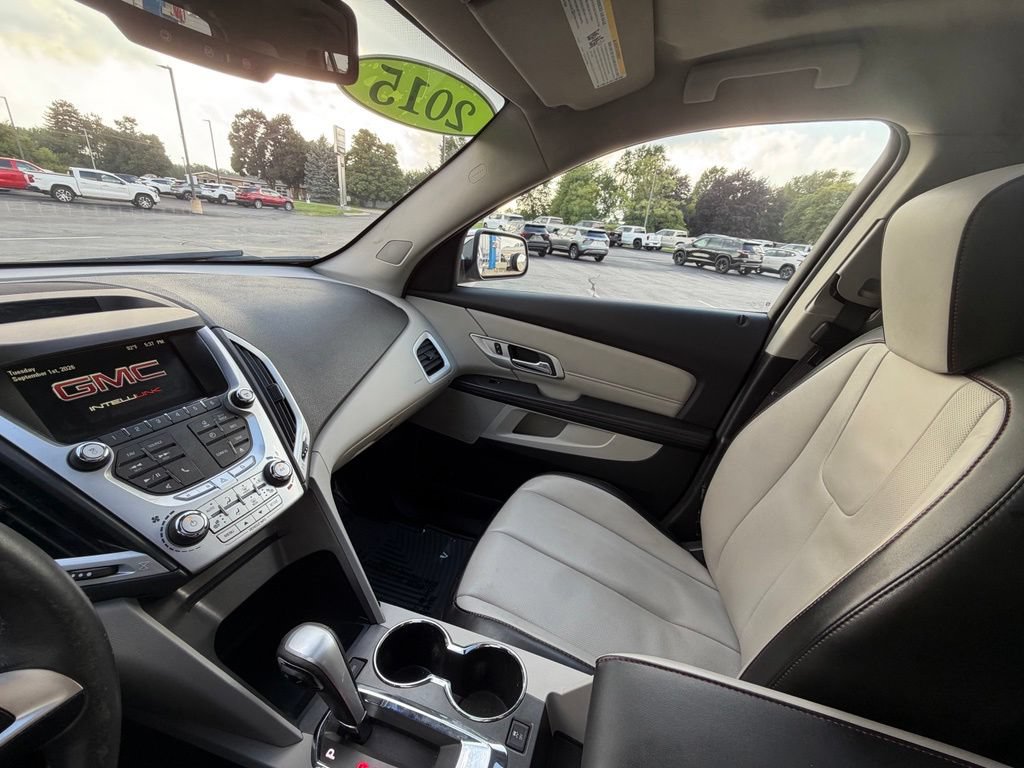 Used 2015 GMC Terrain SLT FWD image 13