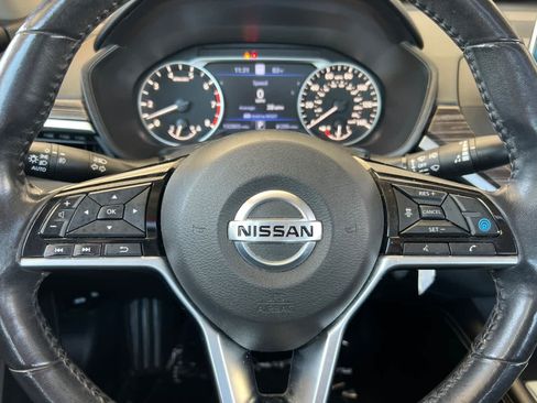 Used 2019 Nissan Altima 2.5 SL FWD image 25