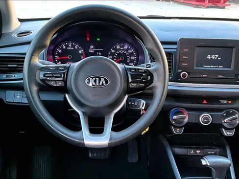 Used 2018 Kia Rio S image 5