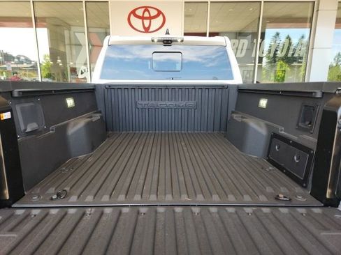 Certified 2024 Toyota Tacoma Limited w/ Limited Package (LT) AWD/4WD image 13