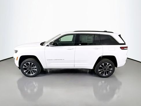 New 2025 Jeep Grand Cherokee Overland w/ Trailer Tow Package image 4