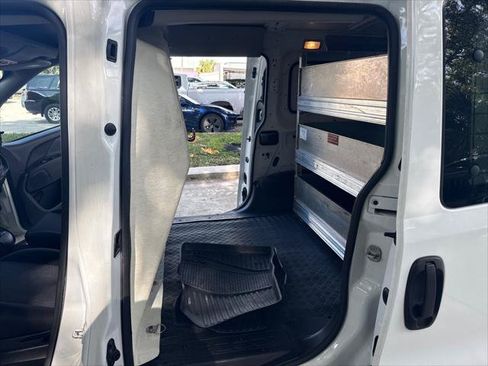 Used 2022 RAM ProMaster City Tradesman w/ Window Group 05 FWD image 22
