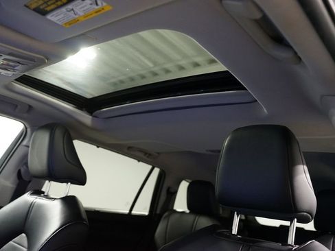 Certified 2024 Toyota Highlander XLE AWD/4WD image 35