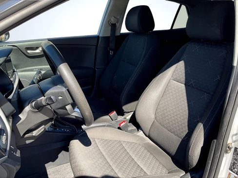 Used 2021 Kia Rio LX image 25