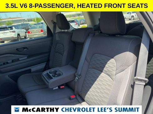Used 2025 Nissan Pathfinder SV FWD image 47