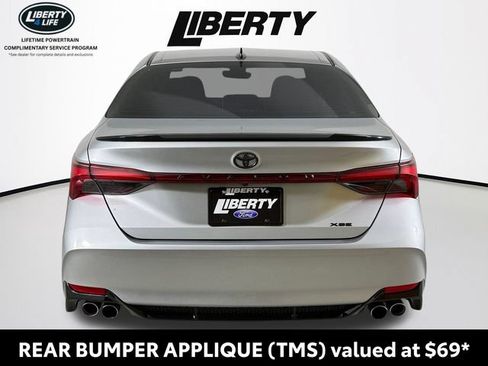 Used 2021 Toyota Avalon XSE FWD image 4