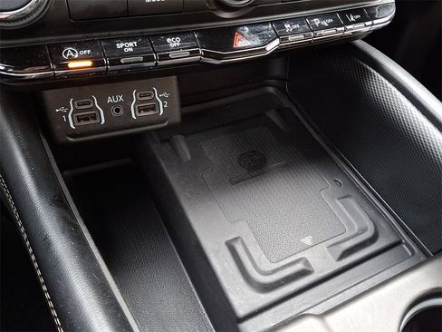 Used 2022 Dodge Durango GT image 26