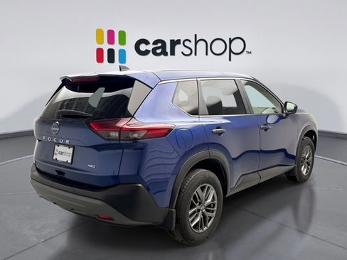 Used 2023 Nissan Rogue S image 5