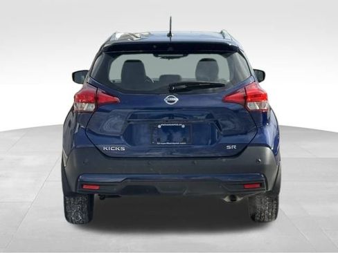 Used 2020 Nissan Kicks SR w/ SR Premium Package image 6