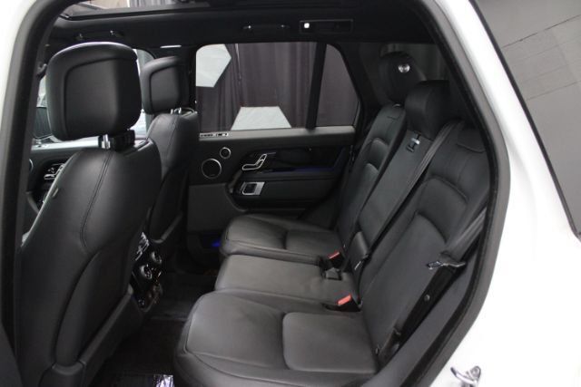 Used 2020 Land Rover Range Rover HSE AWD/4WD image 24