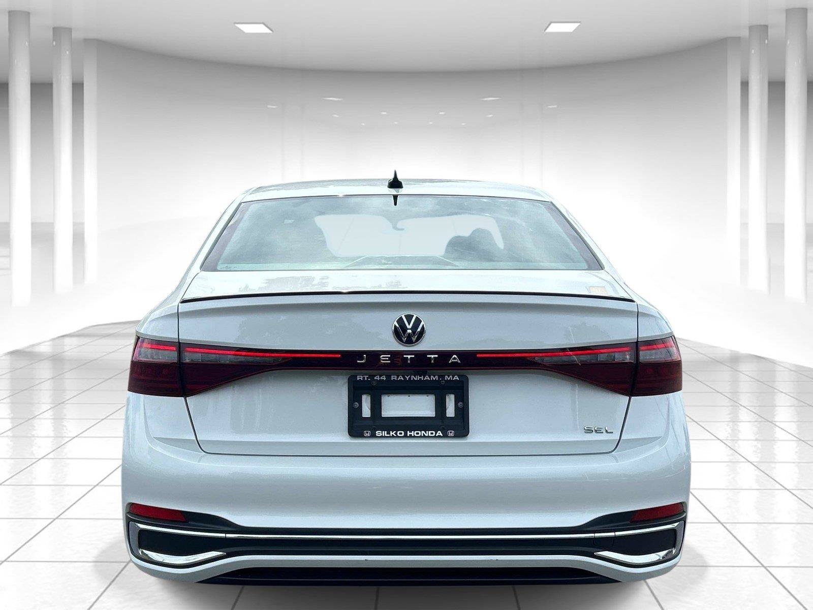 Used 2025 Volkswagen Jetta SEL FWD image 5