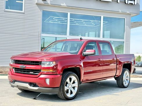 Used 2018 Chevrolet Silverado 1500 LT w/ All Star Edition image 6