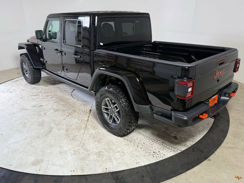 New 2026 Jeep Gladiator Mojave image 5