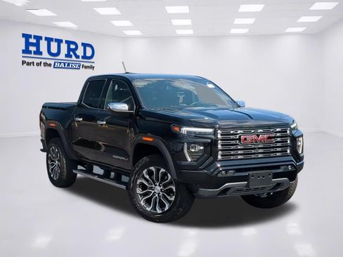 Used 2025 GMC Canyon Denali AWD/4WD image 1